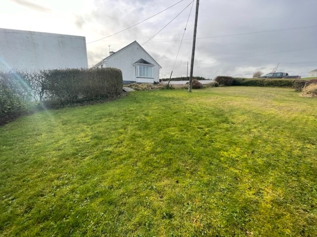 Moore South, Ballydangan, Athlone, Co. Roscommon N37 E2N7 Moore South, Ballydangan, Athlone, Co. Roscommon N37 E2N7