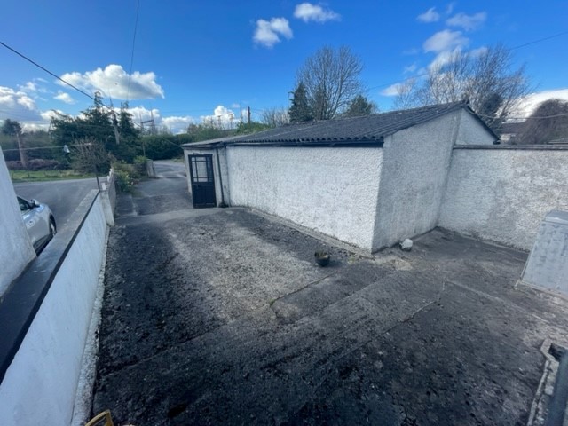 8 St. Coman’s Park, Athlone, co. Roscommon N37 HC61  8 St. Coman’s Park, Athlone, co. Roscommon N37 HC61