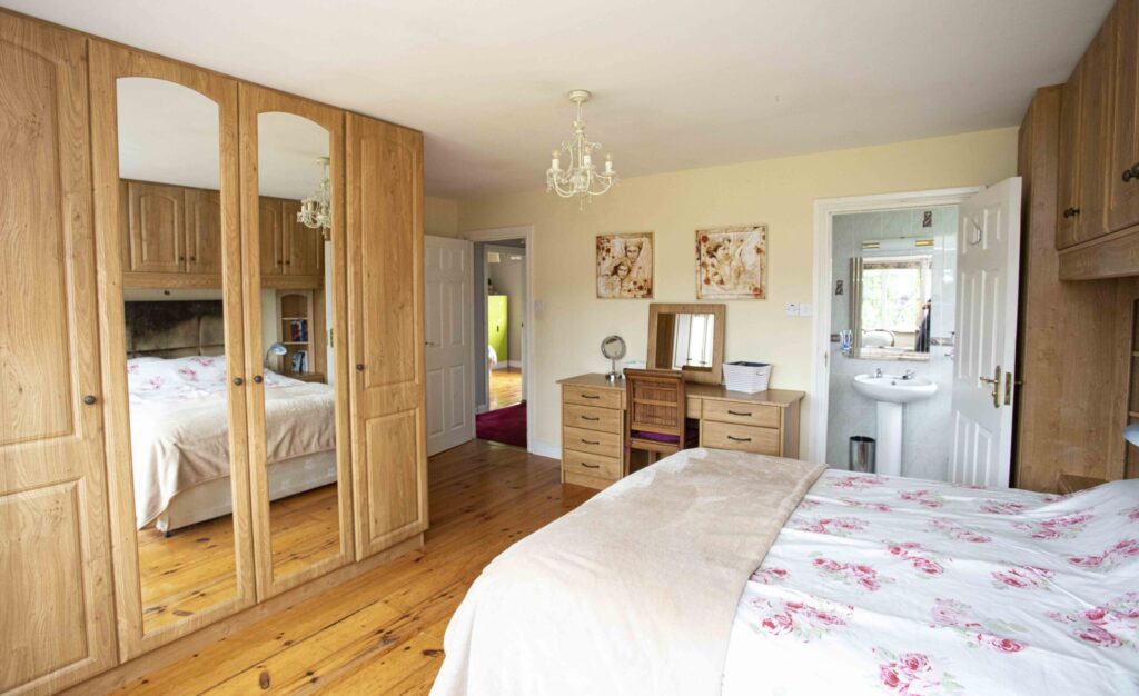 3 Westwood, Summerhill, Athlone, Co. Roscommon N37 VA47 3 Westwood, Summerhill, Athlone, Co. Roscommon N37 VA47