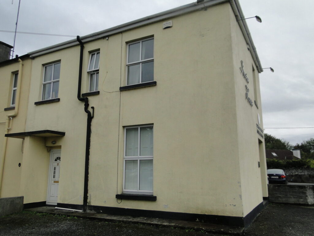 Irwin House, Ballymahon Road, Athlone