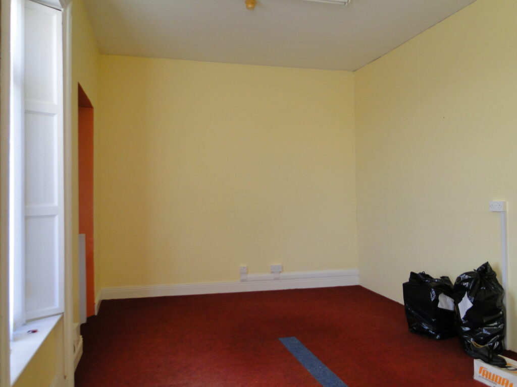 7 O’Connell St,  Athlone, Co Westmeath, Office to Let/ For Sale