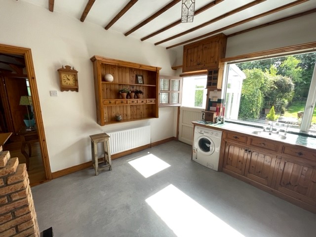 Elm Deane, Killyon Hill, Bonavalley, Athlone, Co Westmeath N37 XA56