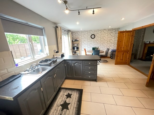 68 Priory Park, Athlone, co. Westmeath N37 X9P3 68 Priory Park, Athlone, co. Westmeath N37 X9P3