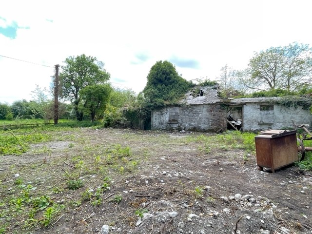 Golden Island, Athlone, Co. Westmeath N37 PW44