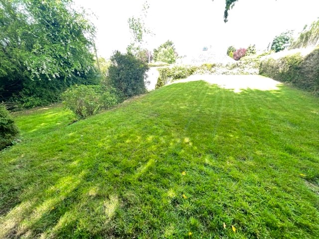 Elm Deane, Killyon Hill, Bonavalley, Athlone, Co Westmeath N37 XA56