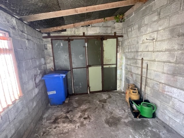 8 St. Coman’s Park, Athlone, co. Roscommon N37 HC61  8 St. Coman’s Park, Athlone, co. Roscommon N37 HC61