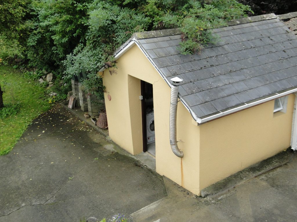 Ballycumber Road, Ferbane, Co. Offaly, R42 WR98 Ballycumber Road, Ferbane, Co. Offaly, R42 WR98
