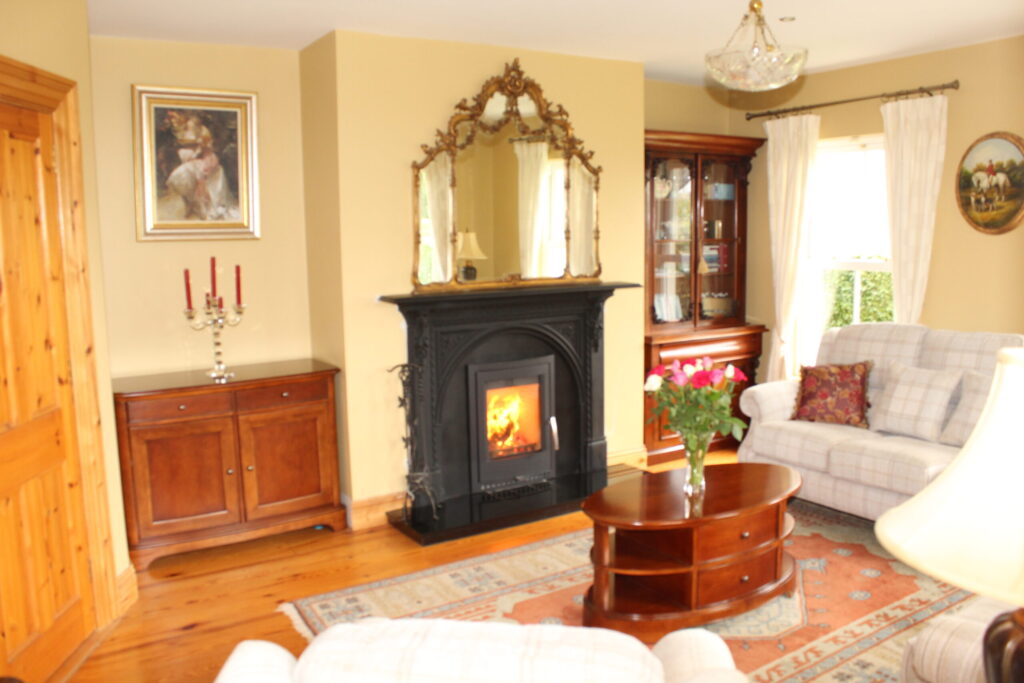Ballykeeran, Athlone, Co Westmeath N37 R7T3