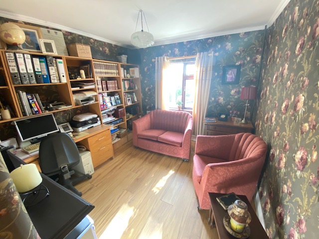 THE OLD ACADEMY BOGGANFIN, ATHLONE CO. ROSCOMMON, N37 W181