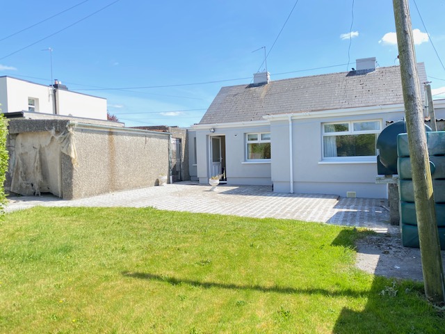 St Bernadette, Bonavalley, Athlone, Co. Westmeath N37 N8N1