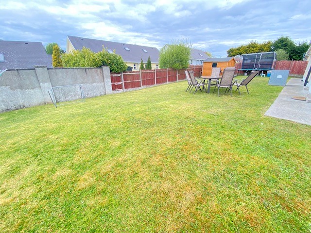 34 Greenhills Drive, Knockcroghery, Co. Roscommon 34 Greenhills Drive, Knockcroghery, Co. Roscommon