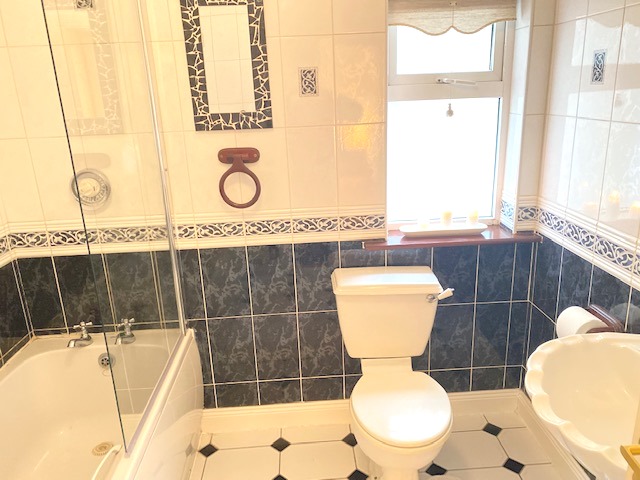 11 Cluain Broc, Athlone, Co Roscommon