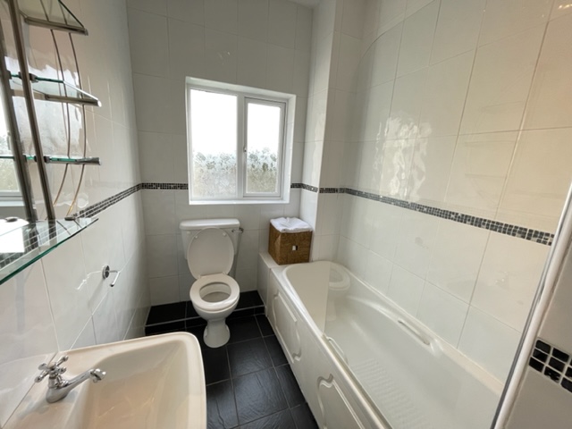 14 Ankers Court, Athlone, Co. Westmeath N37 Y5W4 14 Ankers Court, Athlone, Co. Westmeath N37 Y5W4