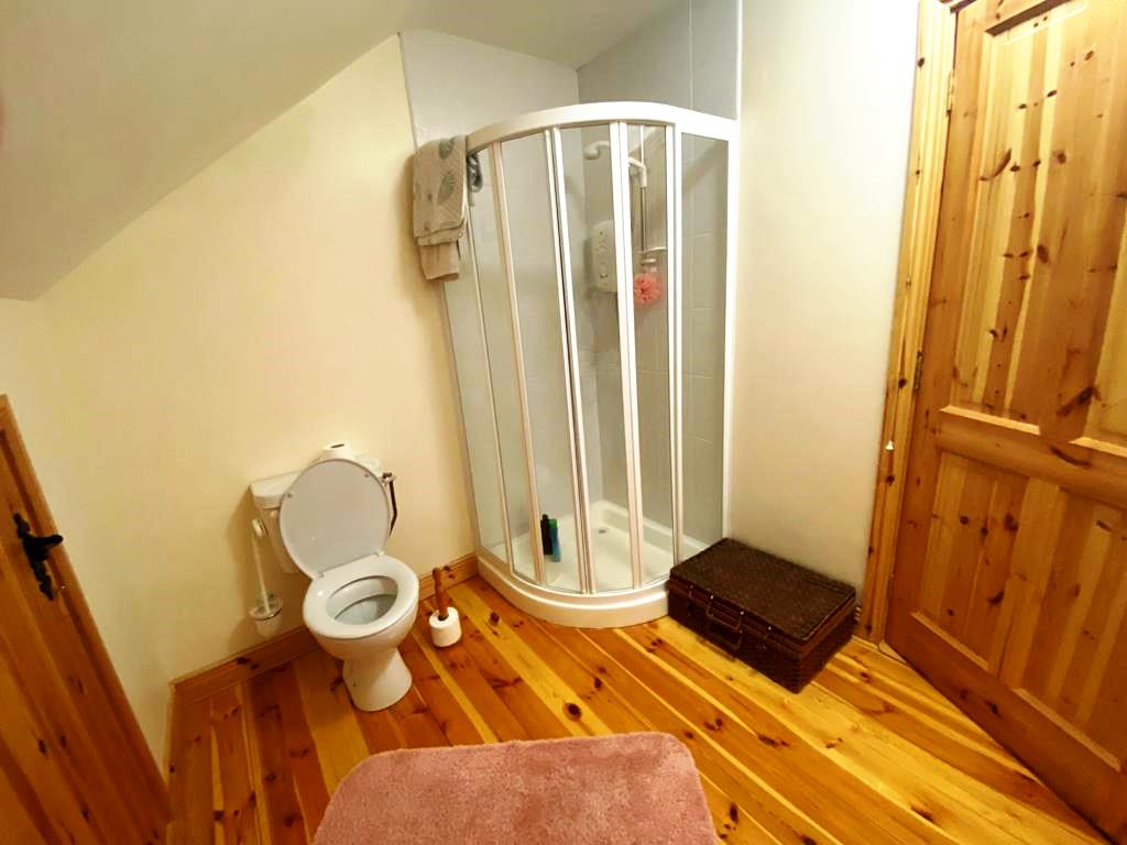 Lacken Lodge, Portrunny, Ballymurray, Co.Roscommon F42 EY61 Lacken Lodge, Portrunny, Ballymurray, Co.Roscommon F42 EY61