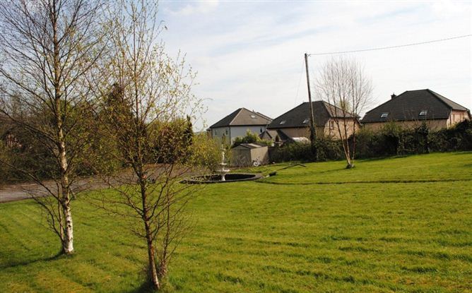 Dolmen Hill, Coosan, Athlone, Co Westmeath Dolmen Hill, Coosan, Athlone, Co Westmeath
