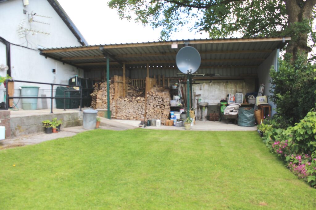 Barrybeg Lodge, Barry Beg, Athlone, Co. Roscommon