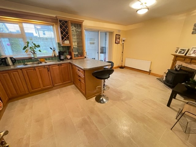 28 Cushla Downs, Monksland, Athlone Co. Roscommon N37 RF24 28 Cushla Downs, Monksland, Athlone Co. Roscommon N37 RF24