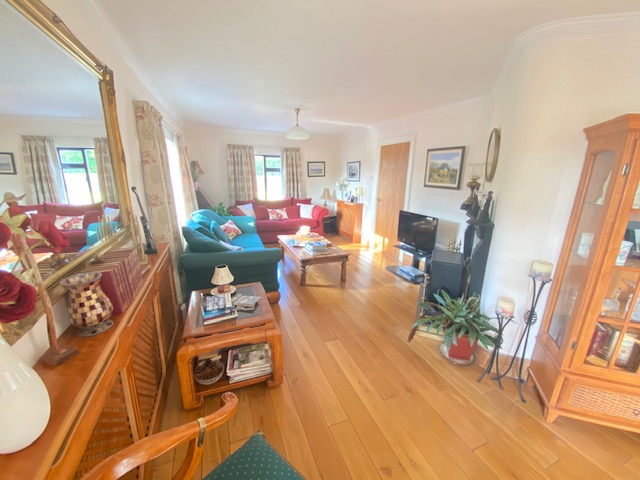 THE OLD ACADEMY BOGGANFIN, ATHLONE CO. ROSCOMMON, N37 W181