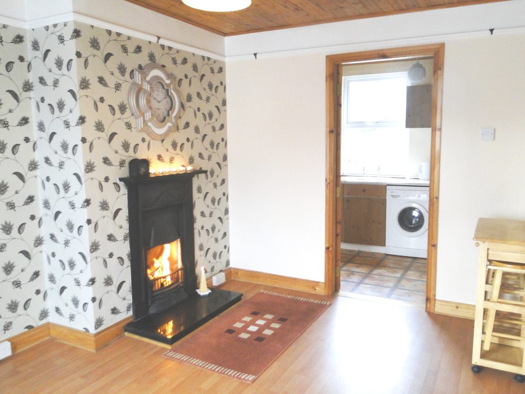 47 St. Francis Tce, Athlone, Co. Westmeath 47 St. Francis Tce, Athlone, Co. Westmeath