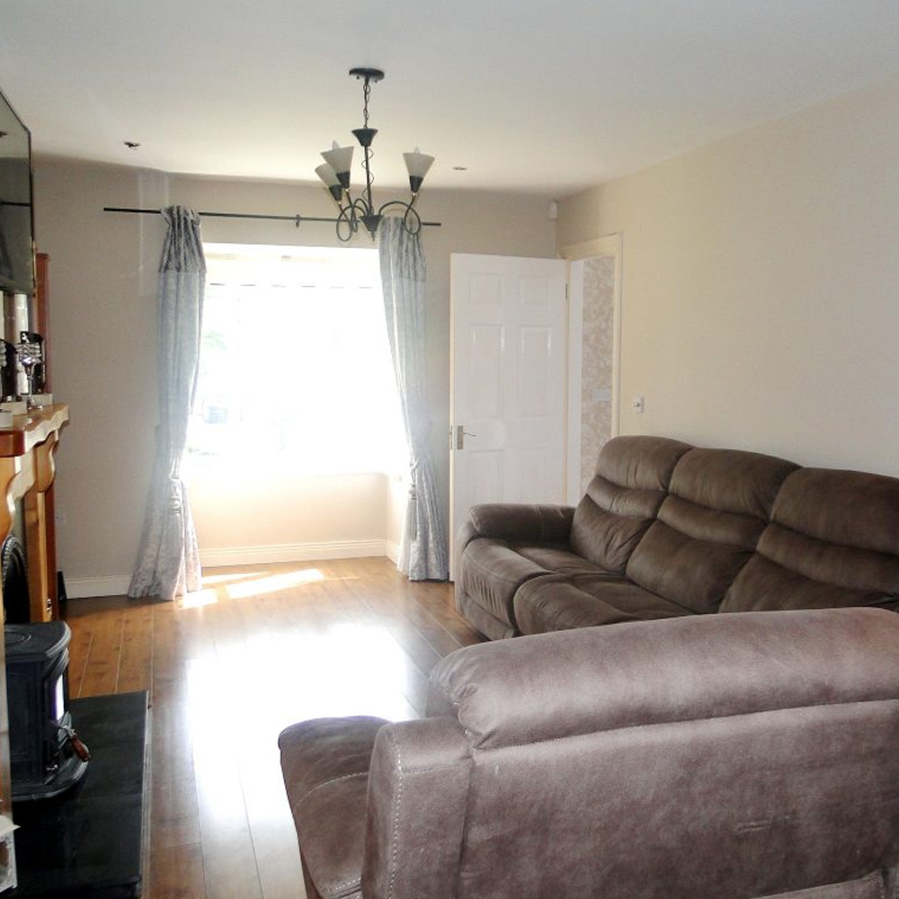 17 Sli An Choiste, Monksland, Athlone, Co. Roscommon