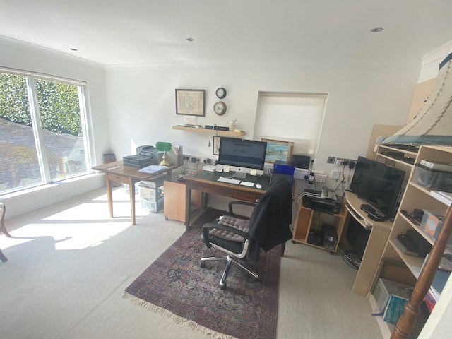 Barrybeg Lodge, Barry Beg, Athlone, Co. Roscommon