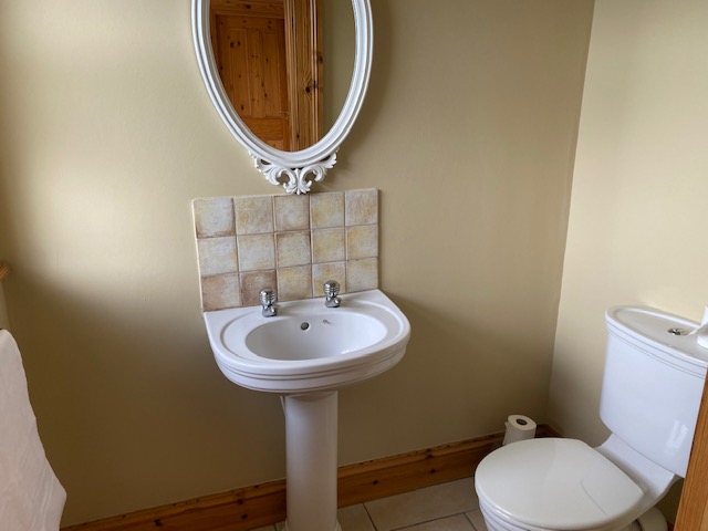 Ballykeeran, Athlone, Co Westmeath N37 R7T3